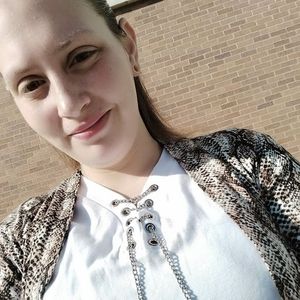 Meet your Posher, Ashley